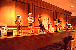 HOLIDAYS WITH KWANCHAI